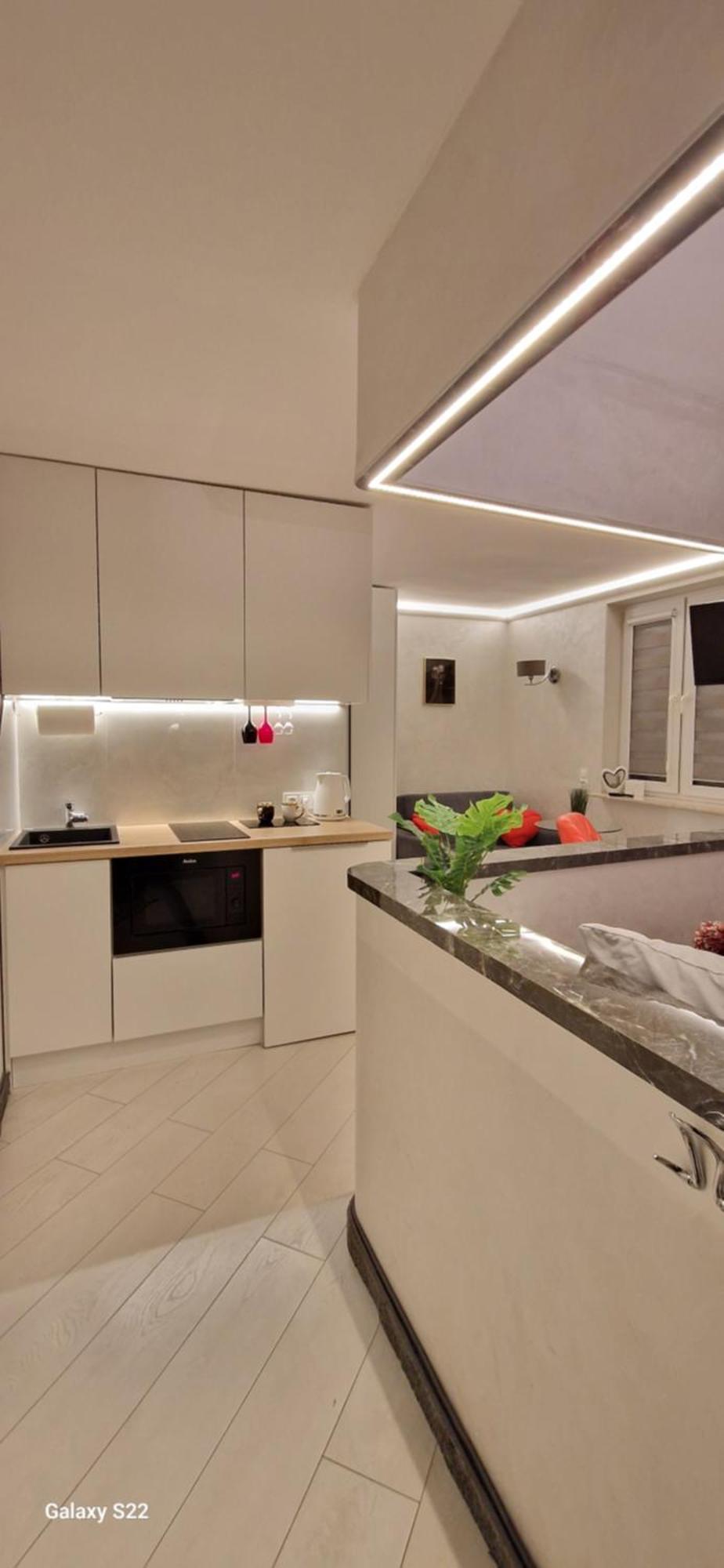 Chill Toronto Apartment Бялисток Екстериор снимка
