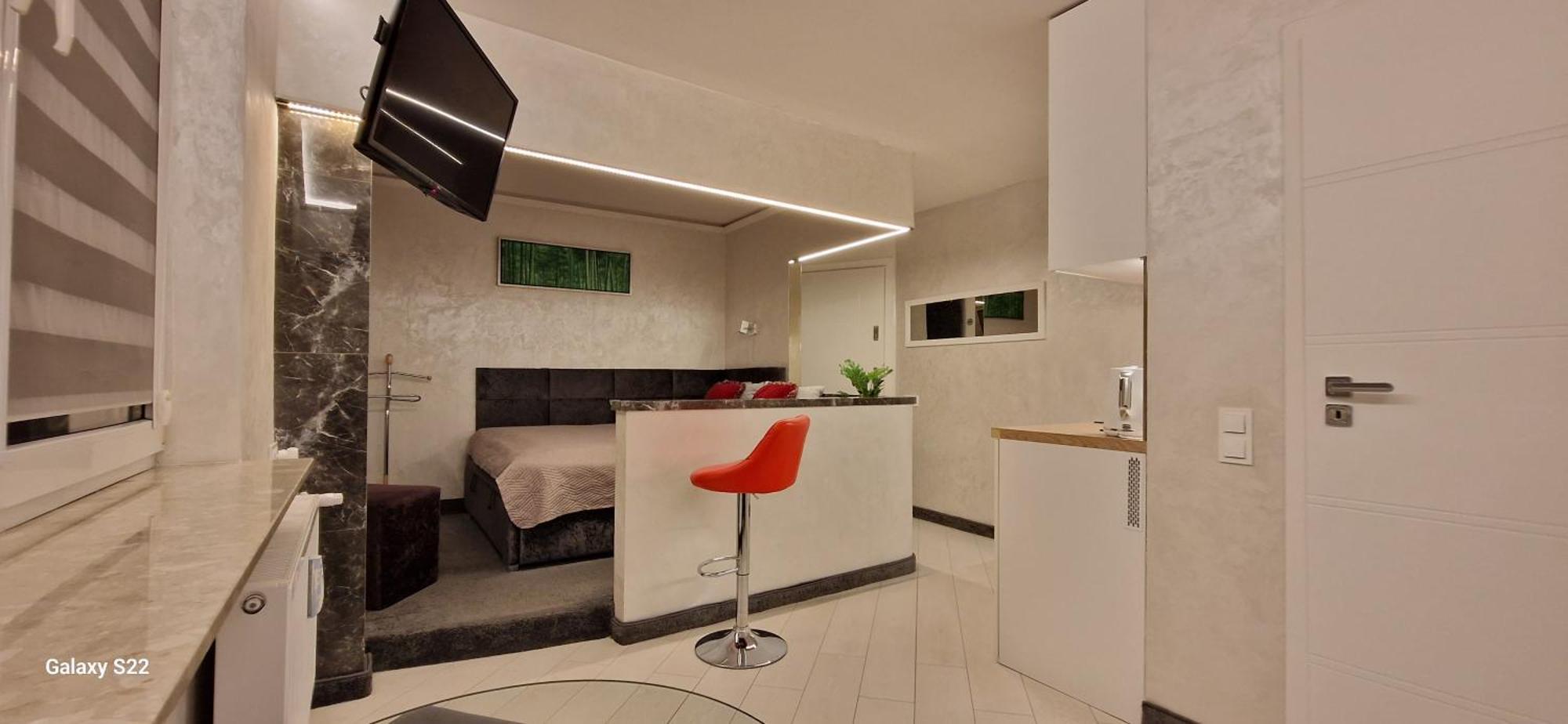 Chill Toronto Apartment Бялисток Екстериор снимка